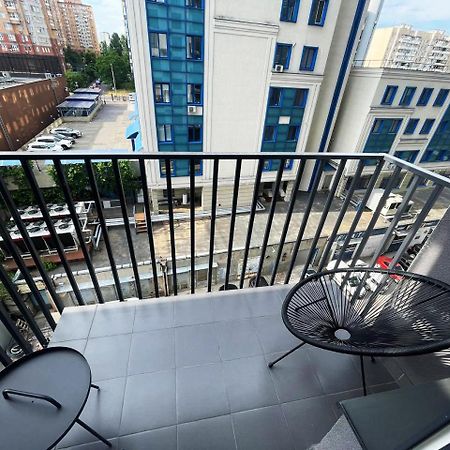 Appartamento Cube House Kiev Esterno foto