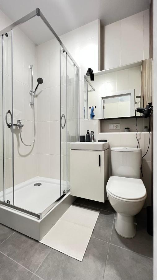 Appartamento Cube House Kiev Esterno foto