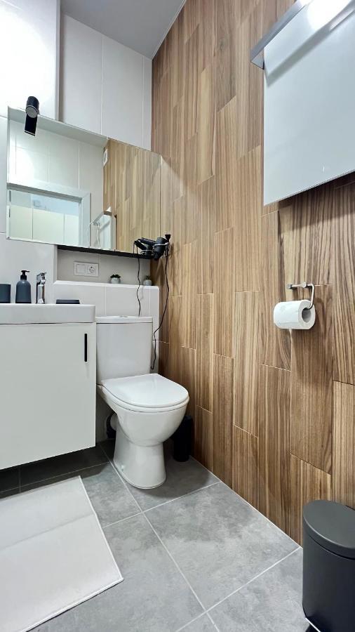 Appartamento Cube House Kiev Esterno foto
